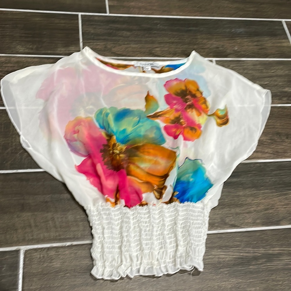 Forever21 size small shear top
